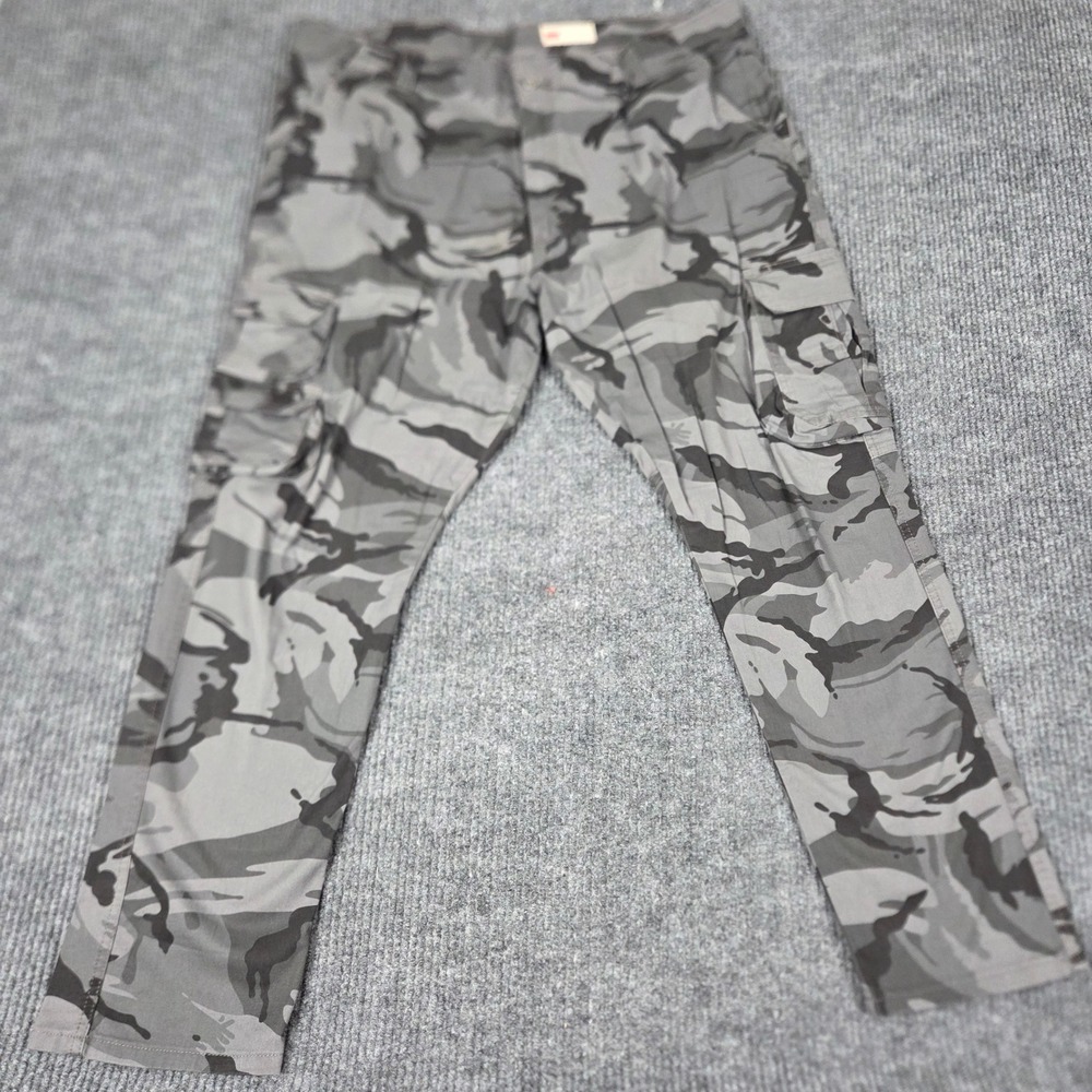 Wrangler Mens Grey Camo Regular Taper Cargo‎ Pants 42x30 1070DYWGL